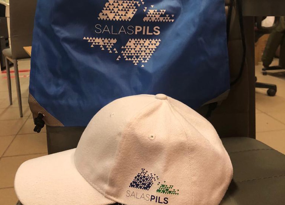 Reklamnoe agenstvo Lattims odezhda