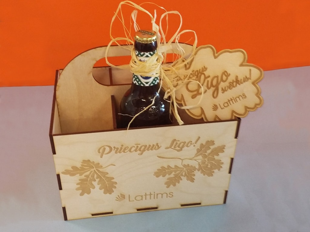 Reklamnoe agenstvo Lattims lazernaya rezka iz dereva