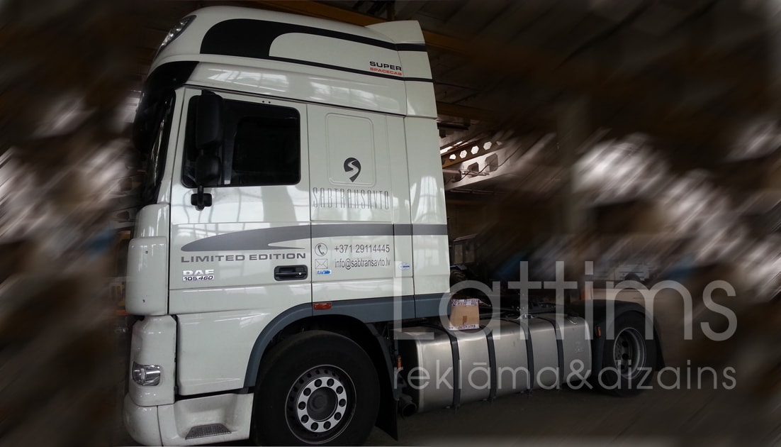 Reklamnoe agenstvo Lattims reklama na avto